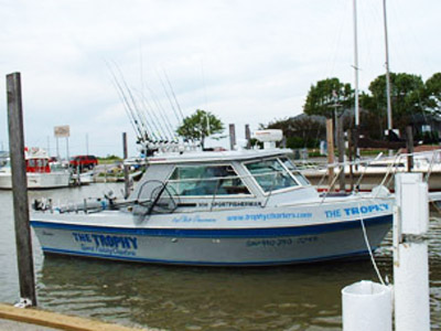 Charter Fishing - 01-pa-boat1.jpg