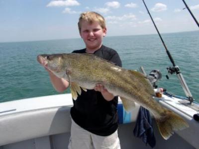 Charter Fishing - 16-03d.jpg