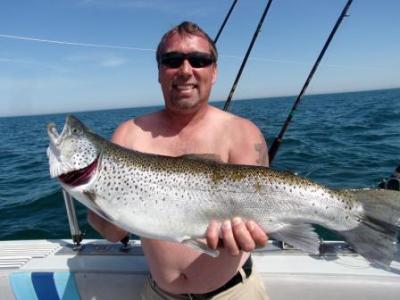 Charter Fishing - 16-05c.JPG