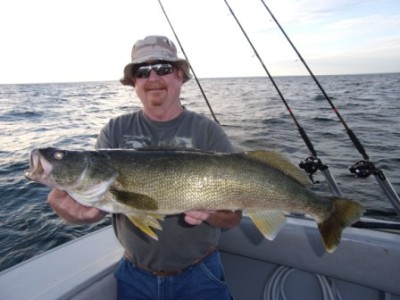 Charter Fishing - 16-14b.JPG