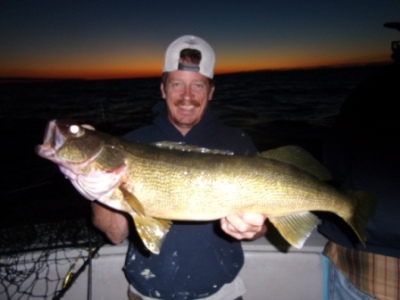 Charter Fishing - 16-18b.JPG